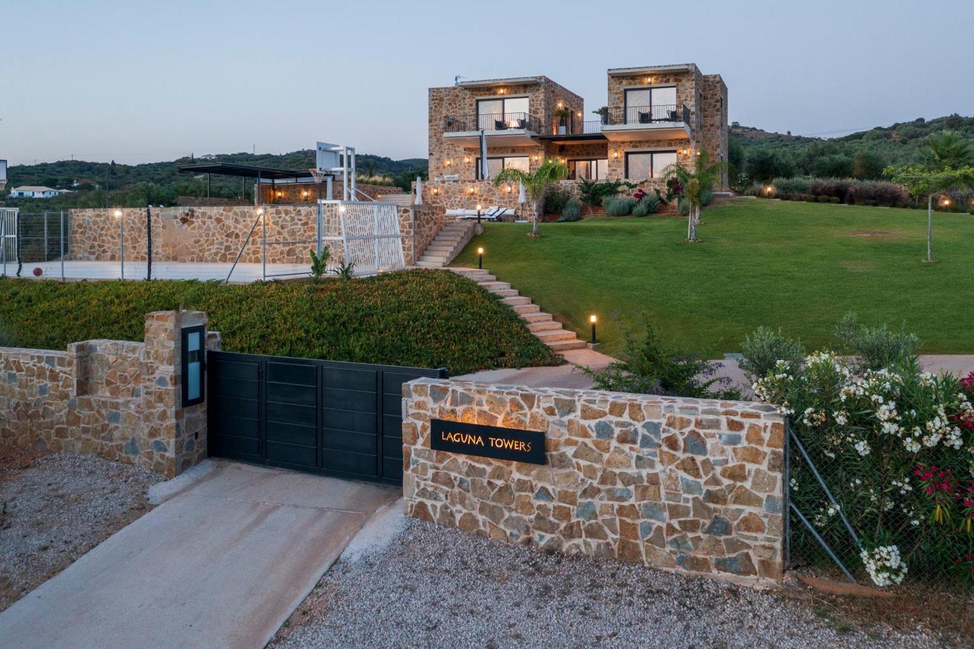 Family & Golf Villa Laguna Towers Gialova Navarino Exterior photo